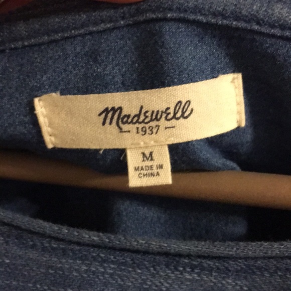 ✨ Madewell Striped Denim Top Sz M - Picture 3 of 5